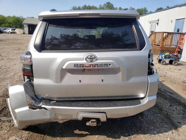 JTEMU5JR2M5868277 - 2021 TOYOTA 4RUNNER SR5/SR5 PREMIUM 银色 照片 6