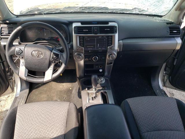 JTEMU5JR2M5868277 - 2021 TOYOTA 4RUNNER SR5/SR5 PREMIUM 银色 照片 8