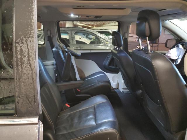 2C4RC1CG5FR705890 - 2015 CHRYSLER TOWN & COU TOURING L GRAY photo 11