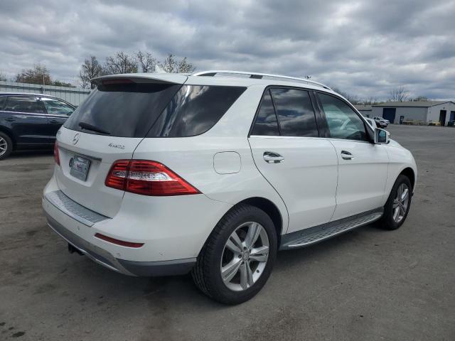 4JGDA5HB6EA318557 - 2014 MERCEDES-BENZ ML 350 4MATIC WHITE photo 3