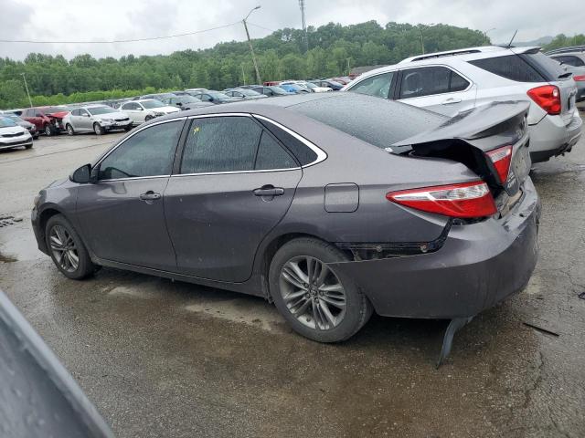 4T1BF1FK4HU722383 - 2017 TOYOTA CAMRY LE GRAY photo 2