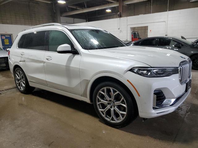 5UXCW2C09N9J80194 - 2022 BMW X7 XDRIVE40I WHITE photo 4