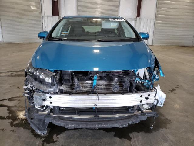 JTDKARFP8J3074510 - 2018 TOYOTA PRIUS PRIM TURQUOISE photo 5