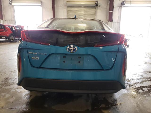 JTDKARFP8J3074510 - 2018 TOYOTA PRIUS PRIM TURQUOISE photo 6