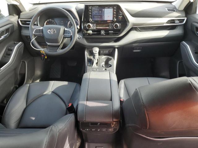 5TDHZRBH9NS587335 - 2022 TOYOTA HIGHLANDER XLE 银色 照片 8