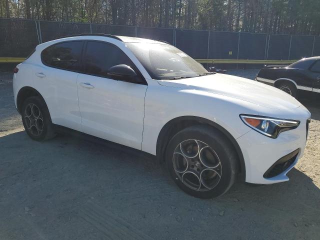 ZASPAKAN6M7D07890 - 2021 ALFA ROMEO STELVIO SPORT Белый фото 4