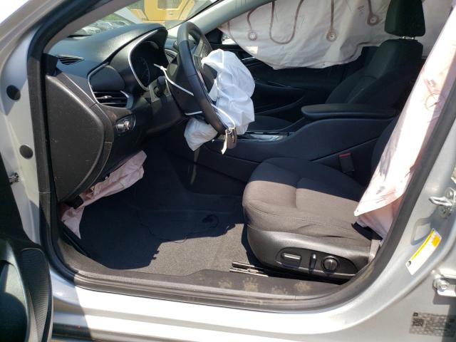 1G1ZG5STXLF049868 - 2020 CHEVROLET MALIBU RS SILVER photo 7