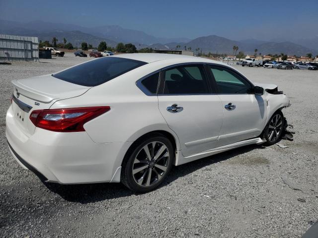 1N4AL3AP6GC213557 - 2016 NISSAN ALTIMA 2.5 WHITE photo 3