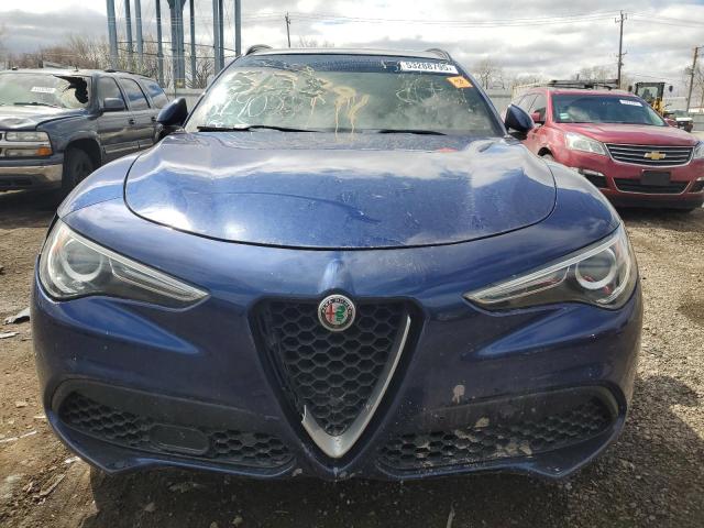 ZASFAKPN7J7B72062 - 2018 ALFA ROMEO STELVIO SPORT ლურჯი ფოტო 5