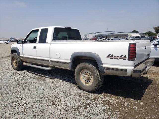 1GCGK29R0WE141796 - 1998 CHEVROLET .CK2500 K2500 WHITE photo 2