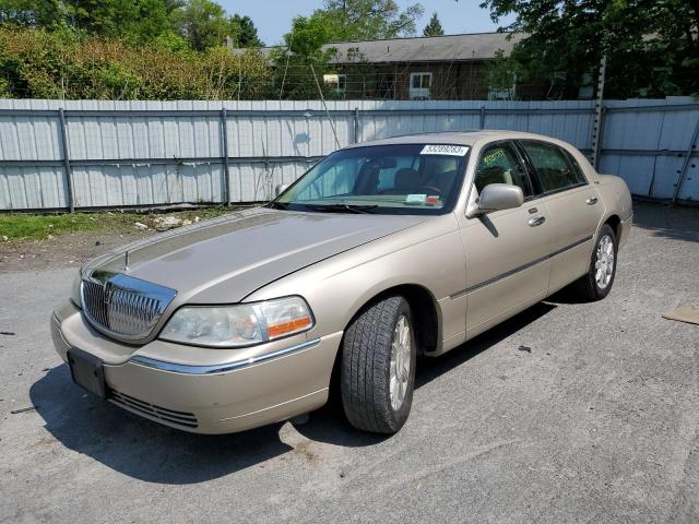 1LNHM82W07Y606039 - 2007 LINCOLN TOWN CAR SIGNATURE LIMITED GOLD photo 1