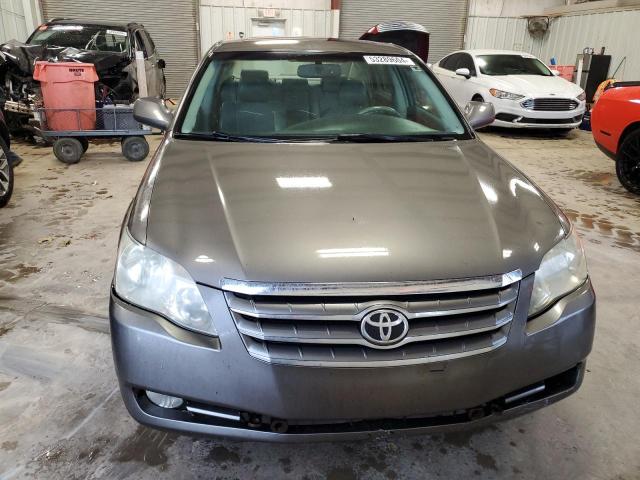 4T1BK36B05U015459 - 2005 TOYOTA AVALON XL GRAY photo 5