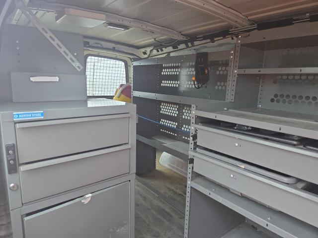 1GCWGFCA4D1902924 - 2013 CHEVROLET EXPRESS G2 WHITE photo 11