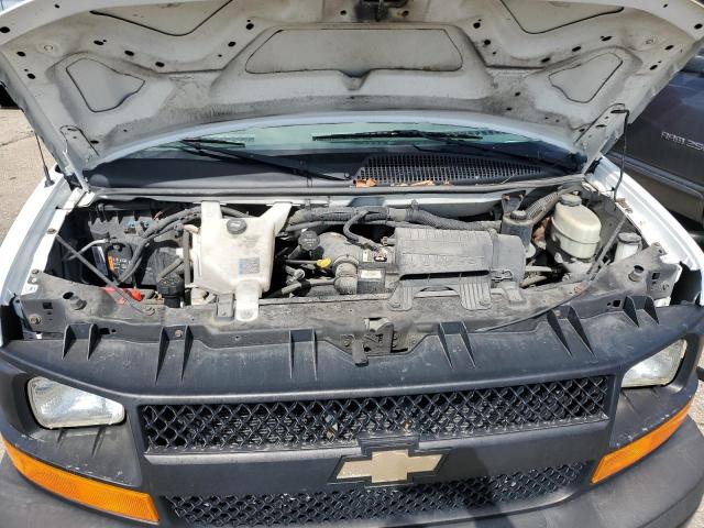 1GCWGFCA4D1902924 - 2013 CHEVROLET EXPRESS G2 WHITE photo 12