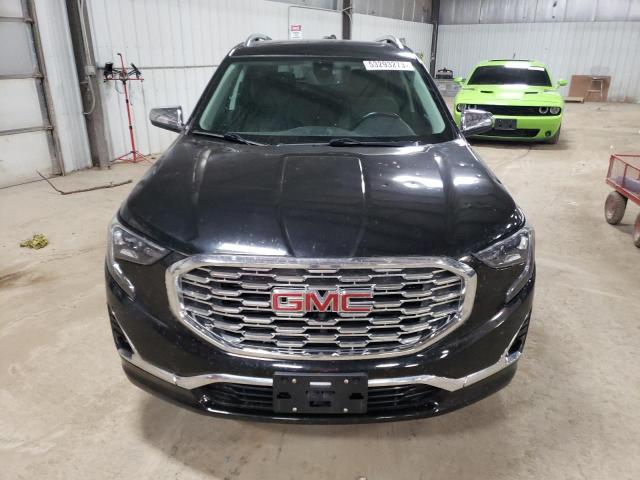 3GKALXEX8JL302915 - 2018 GMC TERRAIN DENALI BLACK photo 5