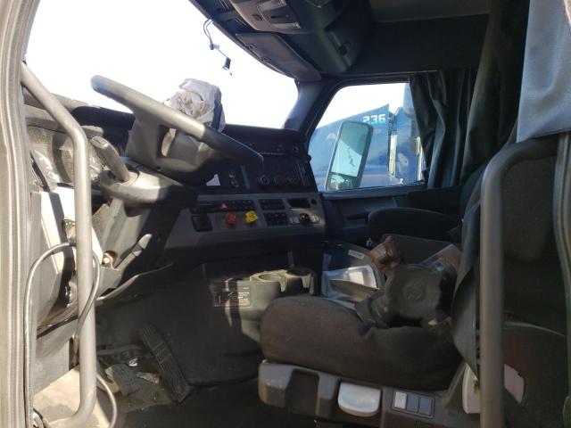 3AKJHHDR8NSNF2512 - 2022 FREIGHTLINER CASCADIA 1 თეთრი ფოტო 5