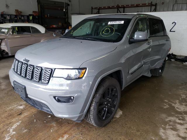 1C4RJFAG8NC114756 - 2022 JEEP GRAND CHER LAREDO E GRAY photo 2