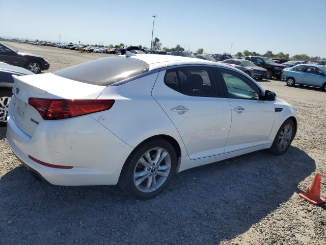 KNAGN4A67B5089286 - 2011 KIA OPTIMA EX WHITE photo 3