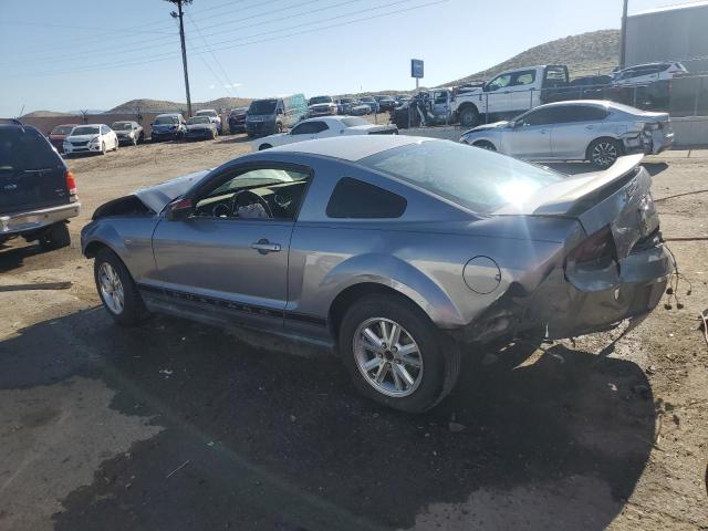 1ZVFT80N975289286 - 2007 FORD MUSTANG SILVER photo 2