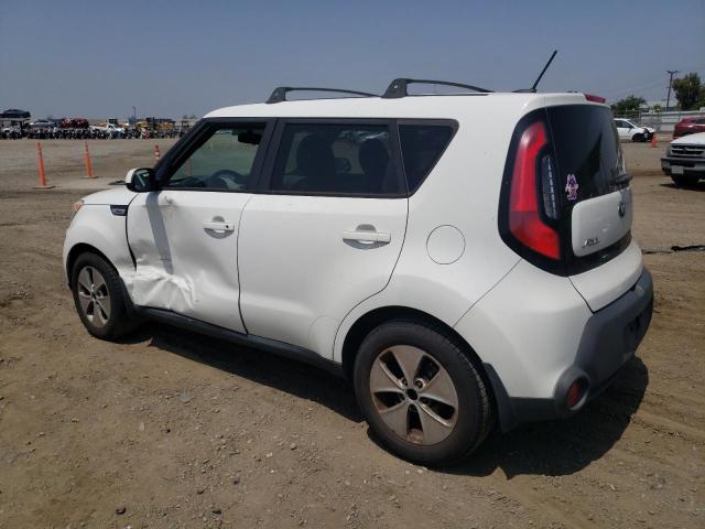 KNDJN2A26F7155394 - 2015 KIA SOUL WHITE photo 2