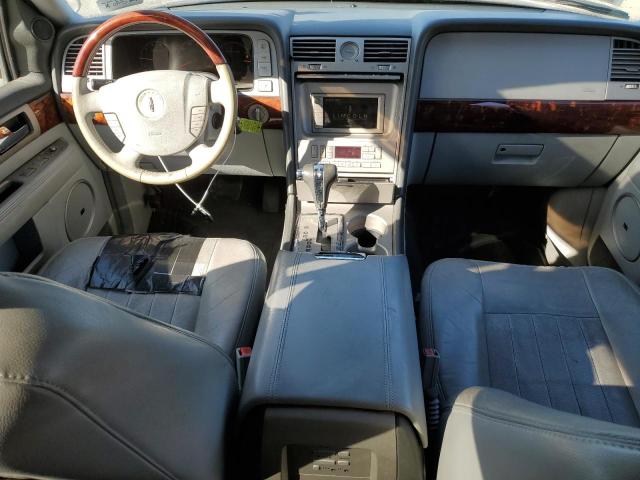 5LMFU28585LJ01750 - 2005 LINCOLN NAVIGATOR BLACK photo 8
