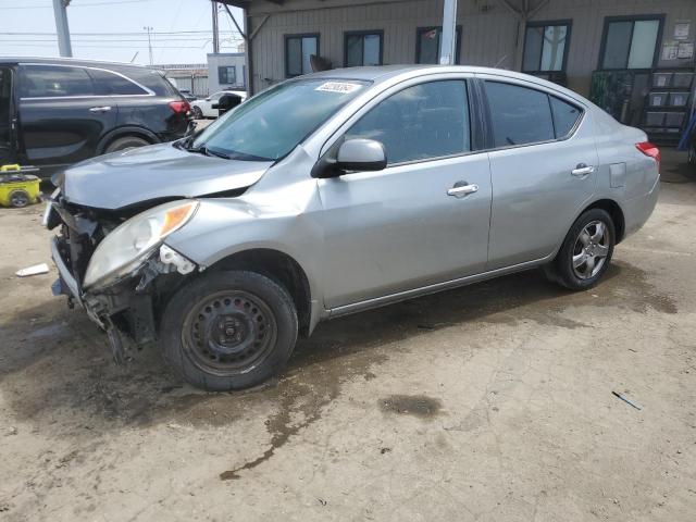 3N1CN7AP0CL879612 - 2012 NISSAN VERSA S GRAY photo 1