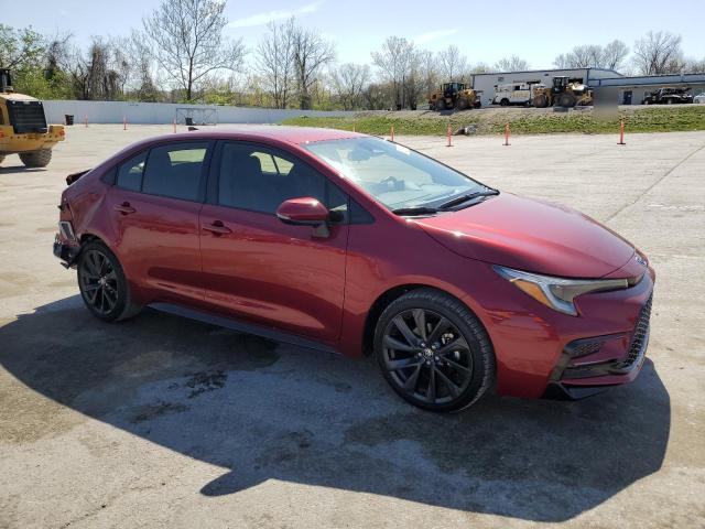 JTDBCMFE4RJ019023 - 2024 TOYOTA COROLLA LE MAROON photo 4