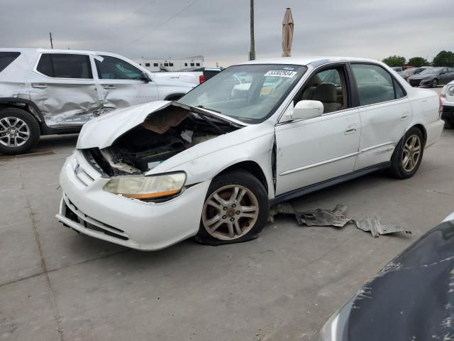 1HGCG164X1A035943 - 2001 HONDA ACCORD LX WHITE photo 1