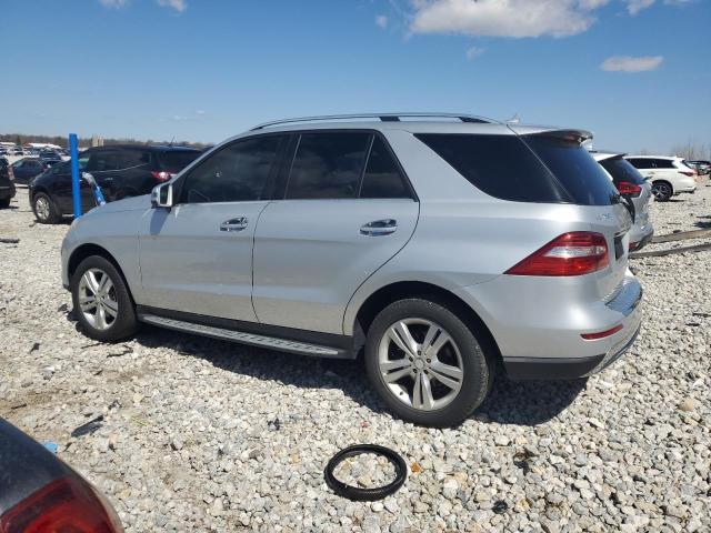 4JGDA5HB7FA616228 - 2015 MERCEDES-BENZ ML 350 4MATIC SILVER photo 2