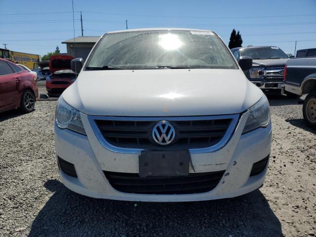 2V8HW44159R543735 - 2009 VOLKSWAGEN ROUTAN S WHITE photo 5