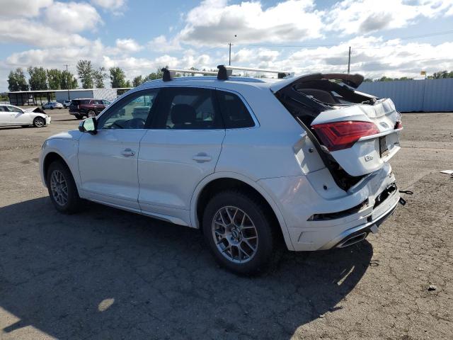 WA1GAAFY3N2088840 - 2022 AUDI Q5 PREMIUM 45 WHITE photo 2