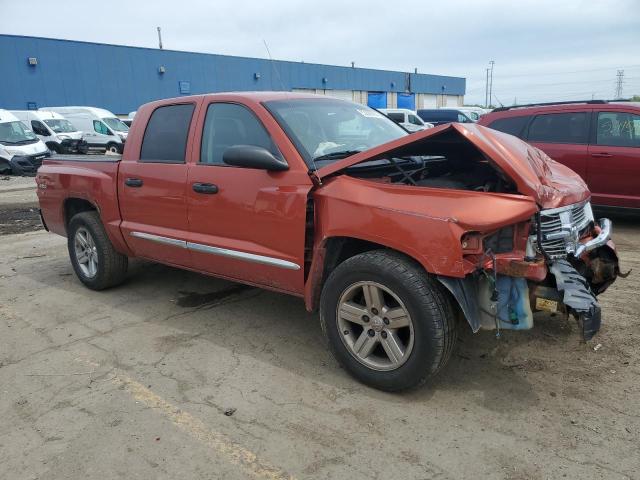 1D7HW58N98S622729 - 2008 DODGE DAKOTA QUAD LARAMIE ORANGE photo 4