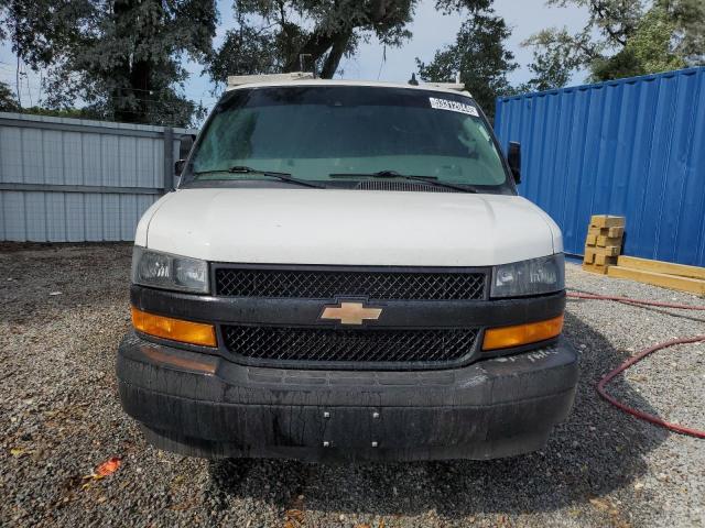 1GCWGAFP5M1174727 - 2021 CHEVROLET EXPRESS G2 WHITE photo 5