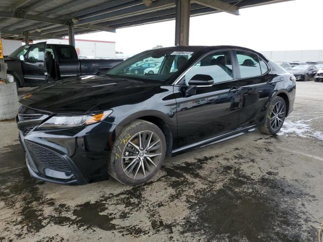 4T1G11AK9RU910913 - 2024 TOYOTA CAMRY SE NIGHT SHADE BLACK photo 1