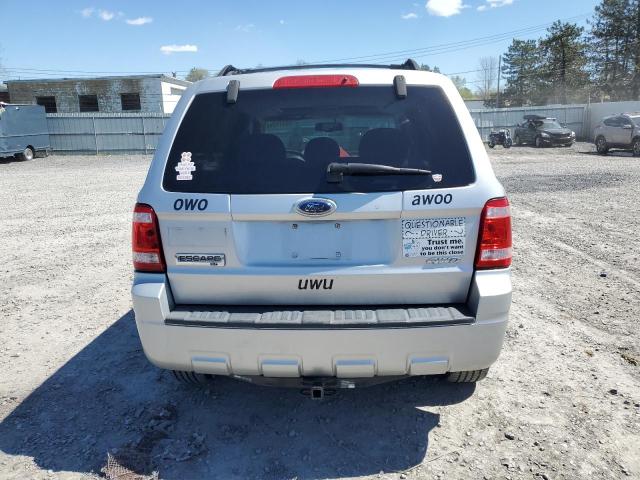 1FMCU93168KA69054 - 2008 FORD ESCAPE XLT SILVER photo 6