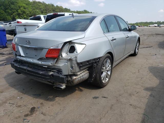 KMHGC4DF1BU130162 - 2011 HYUNDAI GENESIS 4.6L SILVER photo 3