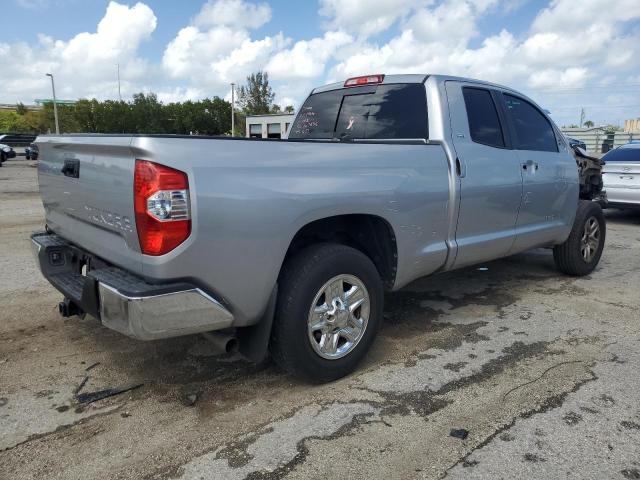 5TFRM5F16FX089596 - 2015 TOYOTA TUNDRA DOUBLE CAB SR/SR5 SILVER photo 3