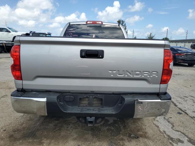 5TFRM5F16FX089596 - 2015 TOYOTA TUNDRA DOUBLE CAB SR/SR5 SILVER photo 6