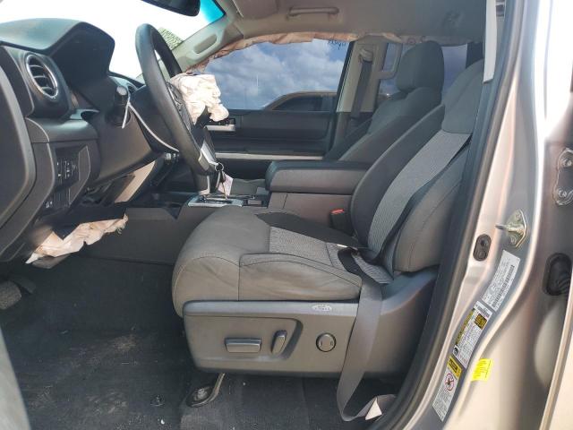 5TFRM5F16FX089596 - 2015 TOYOTA TUNDRA DOUBLE CAB SR/SR5 SILVER photo 7