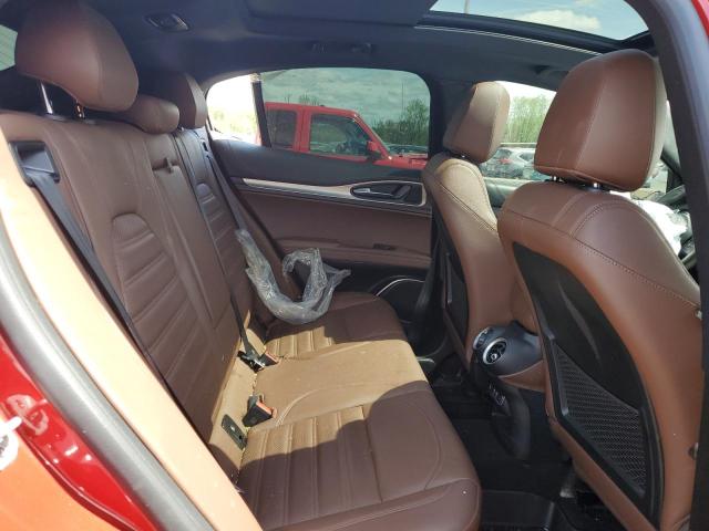 ZASPAKBN6L7C82907 - 2020 ALFA ROMEO STELVIO TI 红色 照片 11