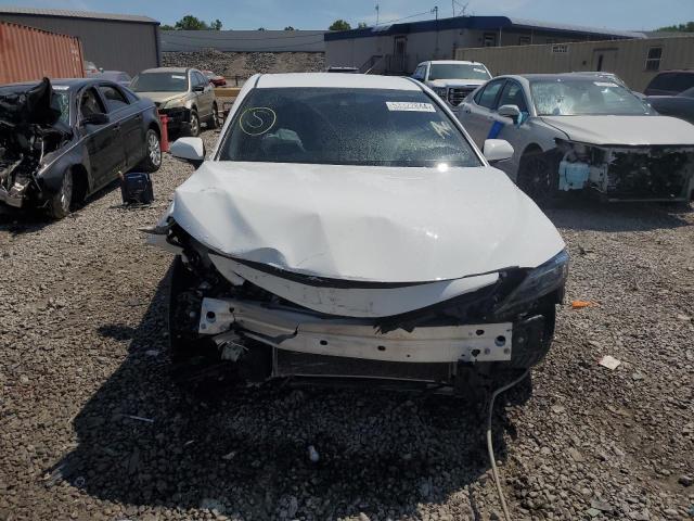 4T1G11AK6PU740586 - 2023 TOYOTA CAMRY SE NIGHT SHADE WHITE photo 5