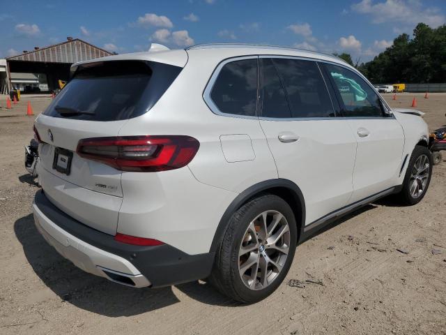 5UXCR4C02M9F58327 - 2021 BMW X5 SDRIVE 40I WHITE photo 3