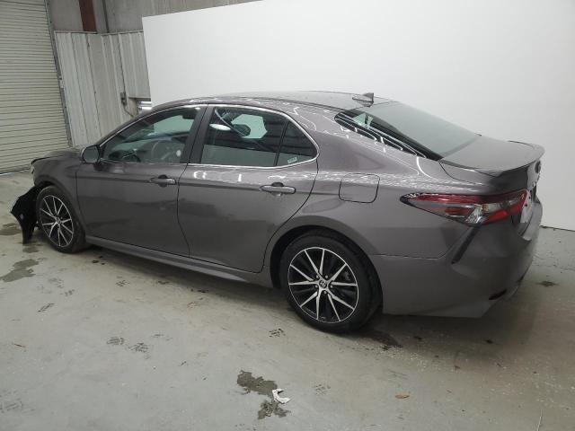 4T1G11AK6RU903417 - 2024 TOYOTA CAMRY SE NIGHT SHADE GRAY photo 2