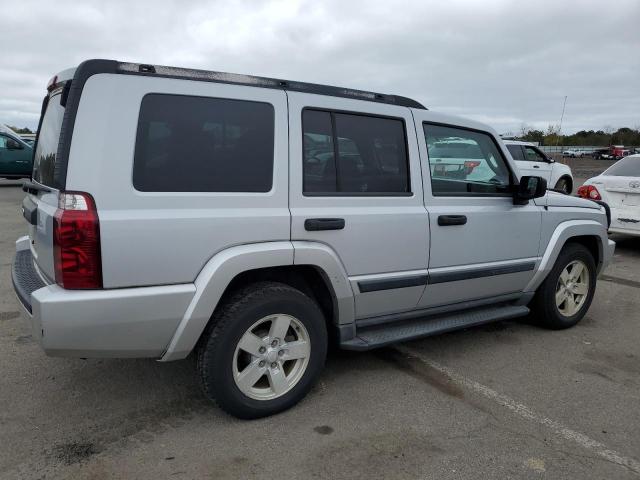 1J8HG48K66C237636 - 2006 JEEP COMMANDER 银色 照片 3
