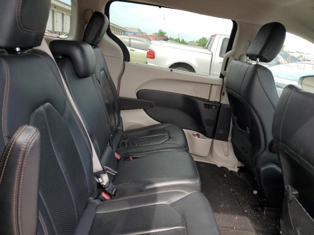 2C4RC1BG7JR111635 - 2018 CHRYSLER PACIFICA TOURING L GRAY photo 11