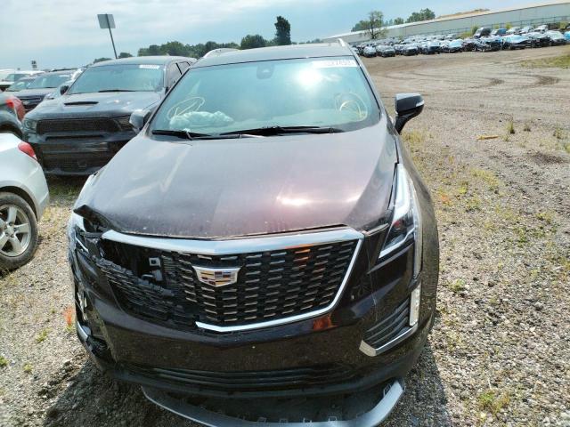 1GYKNDRS3MZ111286 - 2021 CADILLAC XT5 PREMIUM LUXURY BURGUNDY photo 5