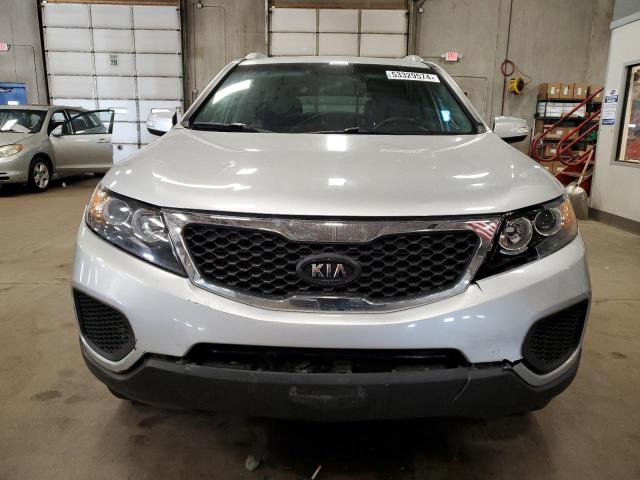 5XYKTDA28DG319055 - 2013 KIA SORENTO LX SILVER photo 5