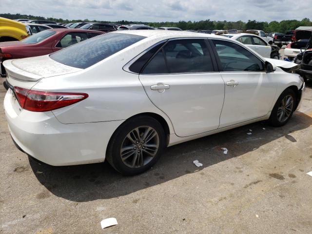 4T1BF1FK1HU442565 - 2017 TOYOTA CAMRY LE WHITE photo 3