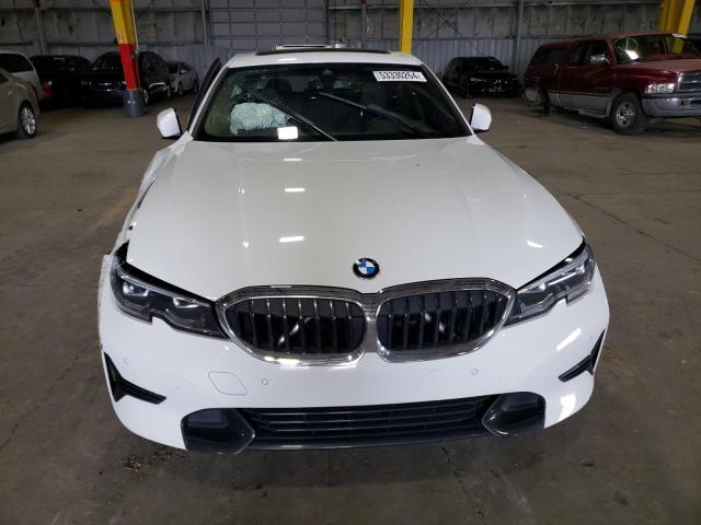 3MW5R1J55K8B02721 - 2019 BMW 330I WHITE photo 5