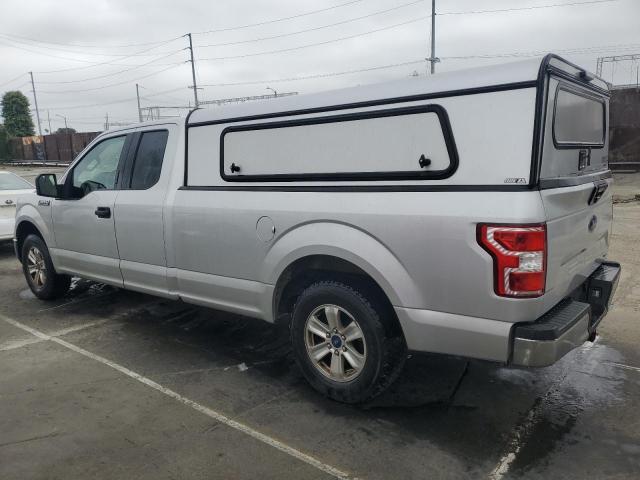 1FTEX1CP0KKD49831 - 2019 FORD F150 SUPER CAB GRAY photo 2